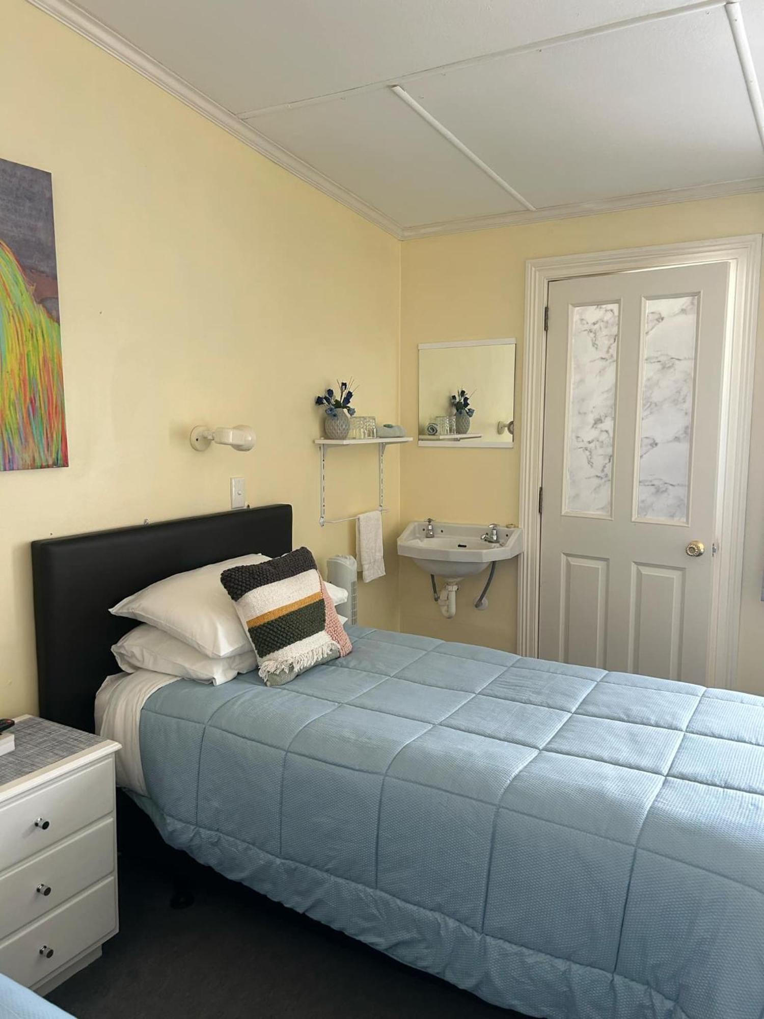 Admirals Lodge Пиктон Экстерьер фото